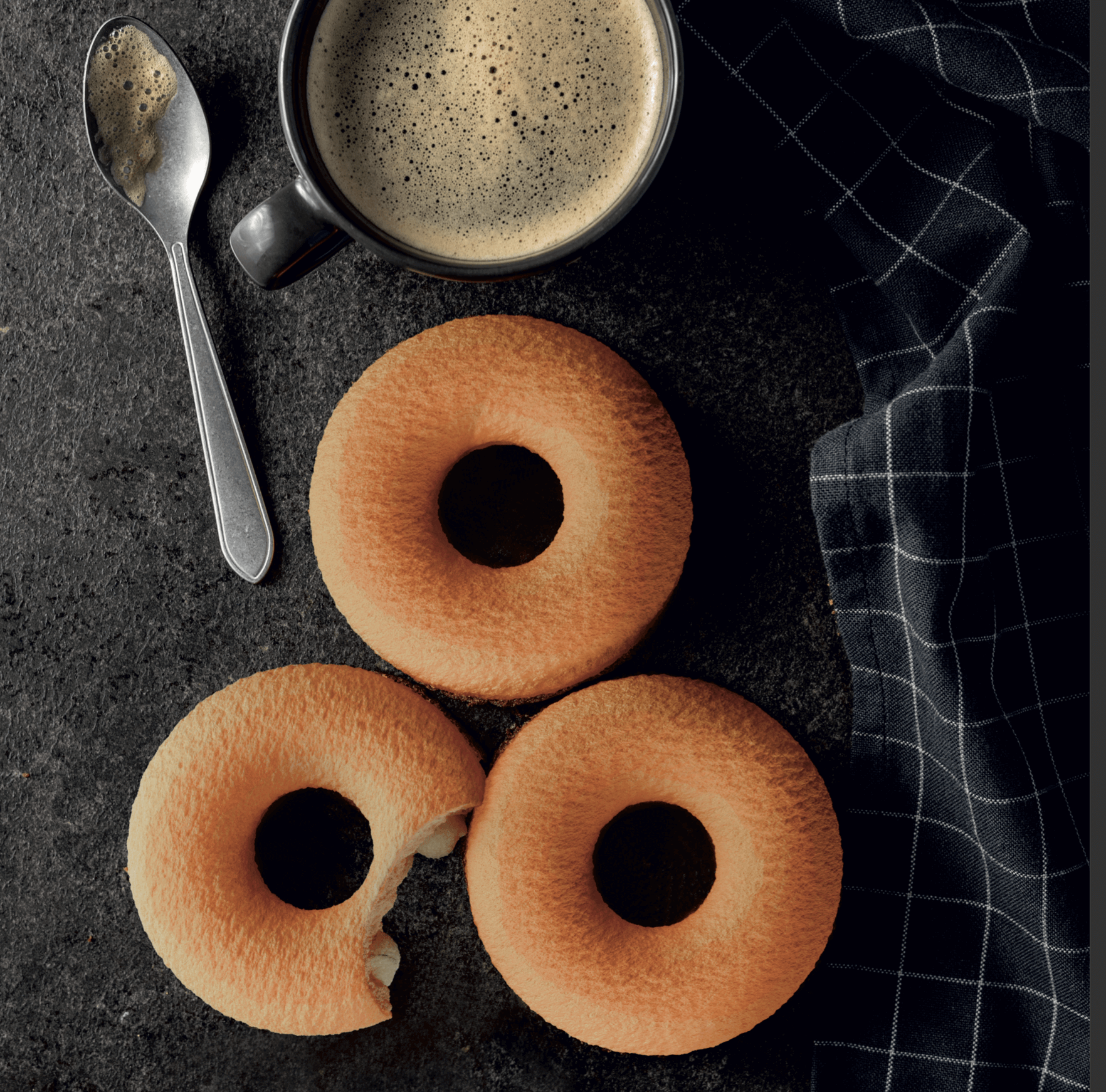 Donut cake banana (Бисквитный кекс с банановой начинкой)